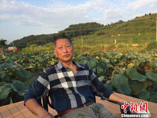 画坛老将邵增虎 以刀做笔描春秋