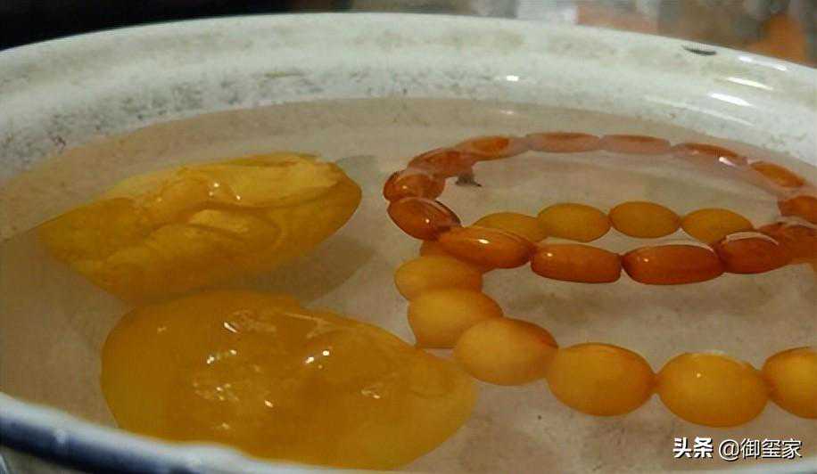 蜜蜡真假怎么辨别，今天教你选真品