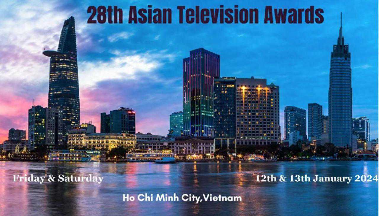 了不起的宝藏·探宝上博㉕青花矾红海兽纹碗 了不起的宝藏·探宝上博㉕青花矾红海兽纹碗