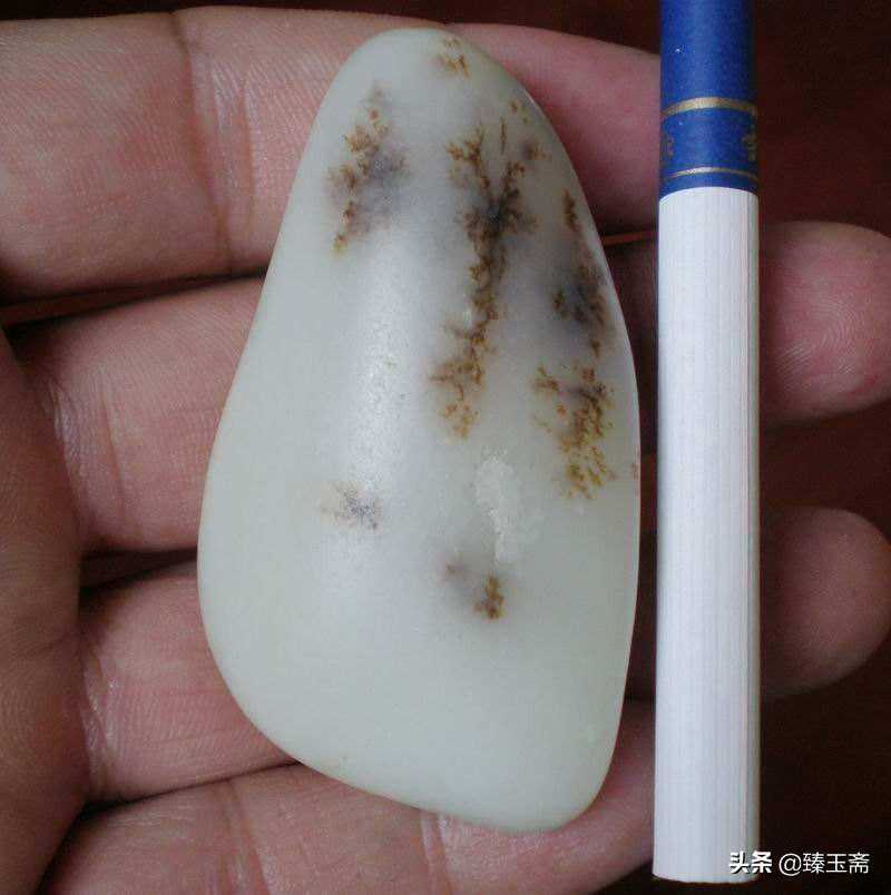 为何说水草沁是和田玉籽料的铁证