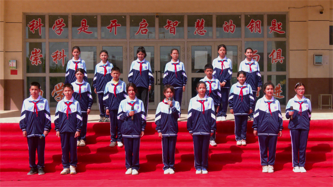 伽师县举行“悦读·慧写”系列活动启动仪式