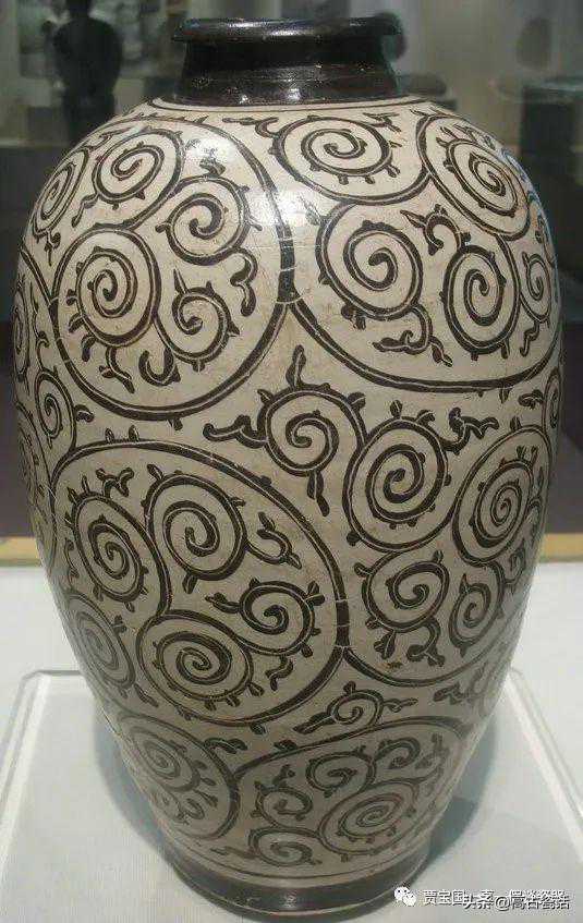 点评材料汇集：67、吉州窑褐彩凤纹、鹿纹瓶
