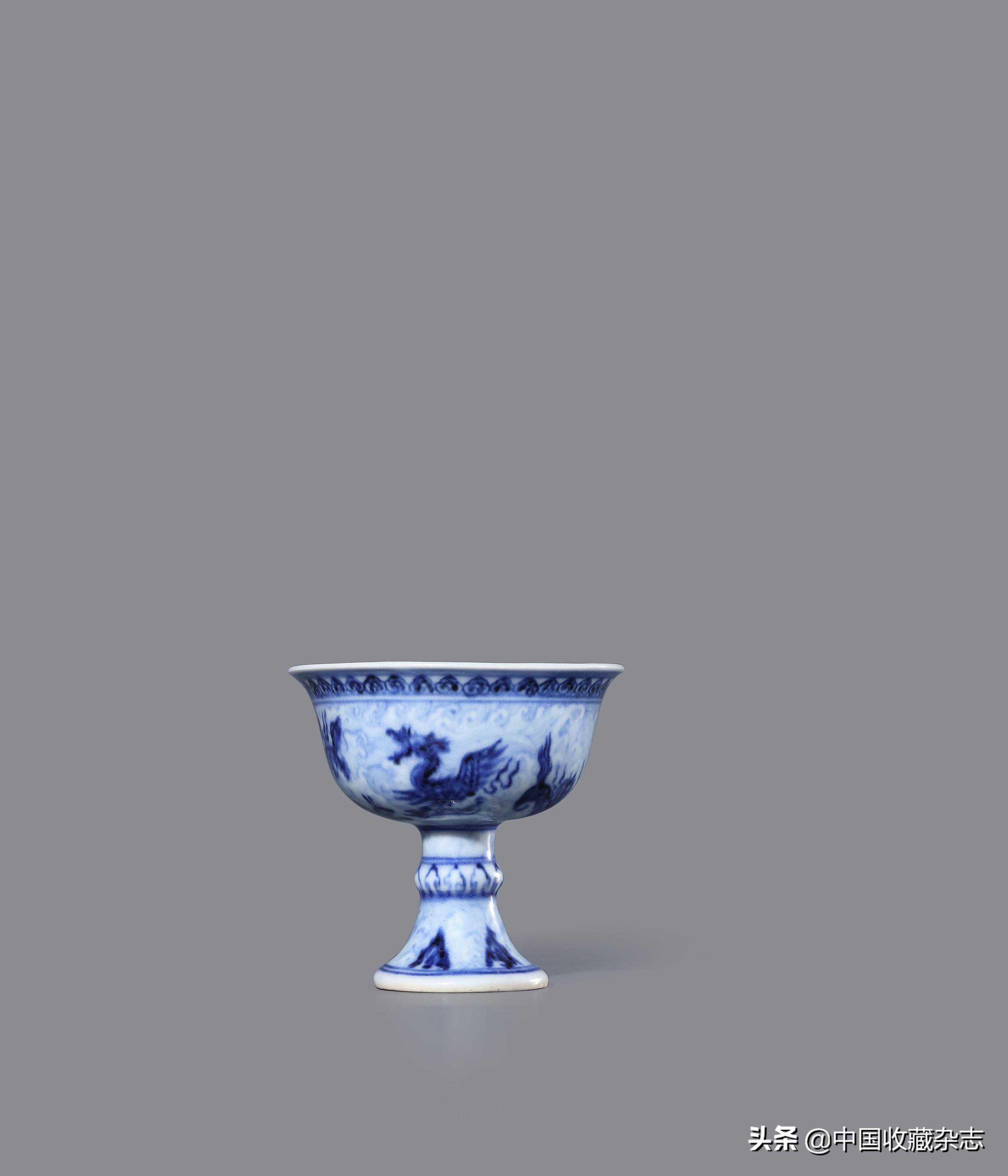 秘藏70余载 这件明宣德青花高足杯重出江湖