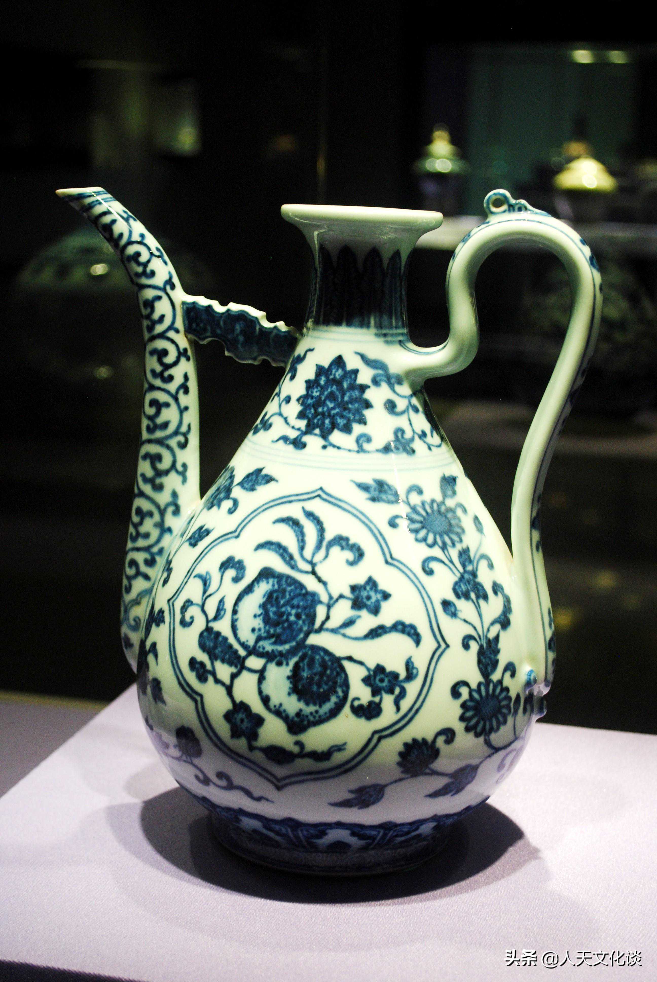 宣威碗花·青花瓷的重颜料