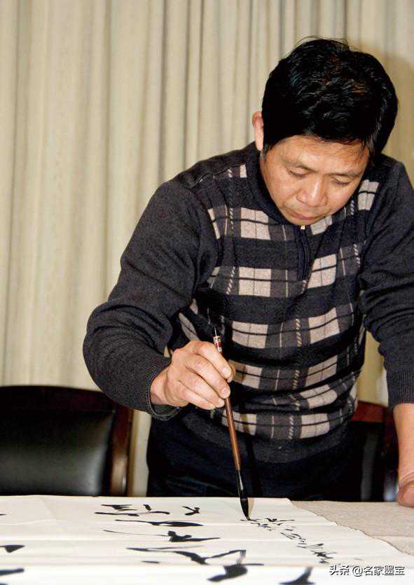 范传福：静心守护，传承创新