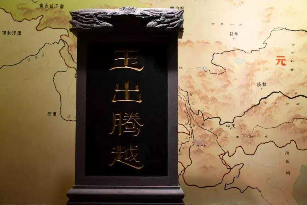 腾冲六大名玉丨水色俱佳的极品翡翠振坤玉