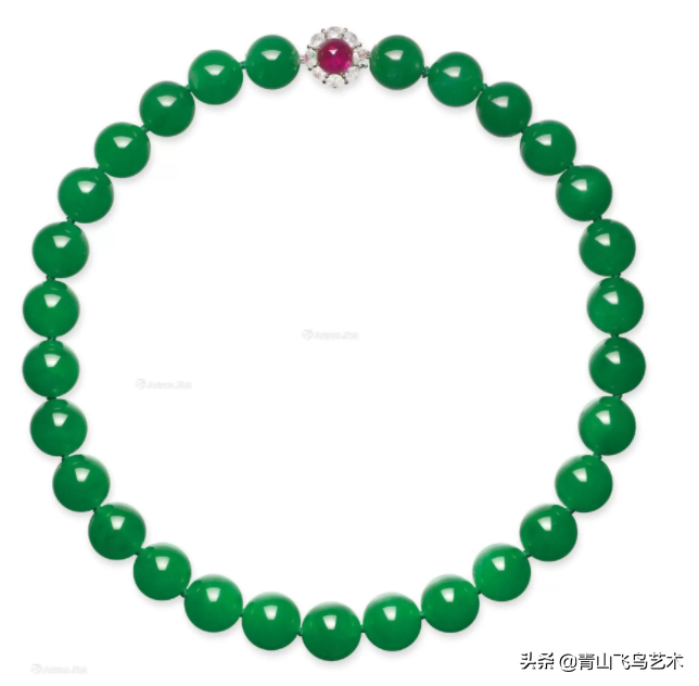 八件价值千万的精美天然翡翠图片赏析