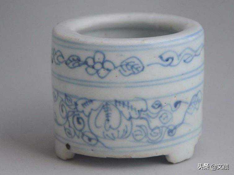 弹琴岂能不焚香？紫烟袅袅雅自来