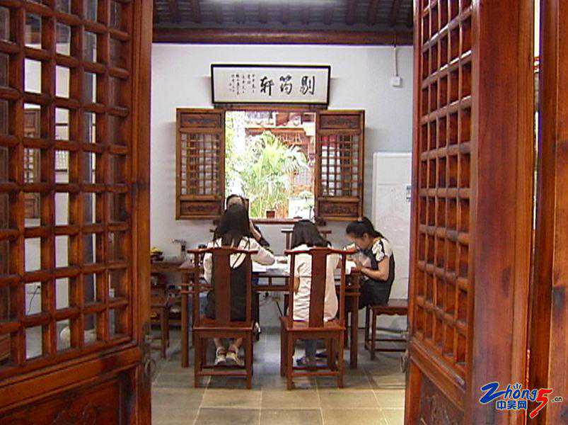 留青竹刻 刻竹如刻人