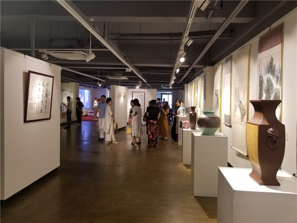 尹艺回望——尹安石书画陶艺作品纪念展在宜兴开幕