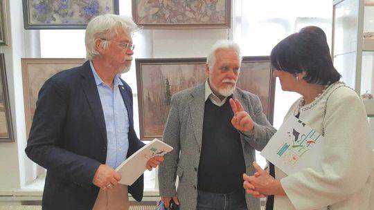 感知成都—中俄美术交流展在圣彼得堡成功举行