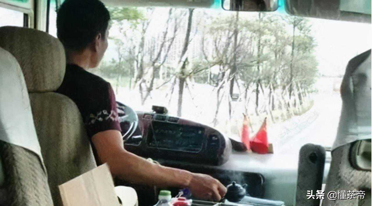 过了这么多年才知道，工夫茶居然不是源自潮汕？