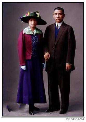 民国时期伟大先驱者、大书法家孙中山六十六幅经典书法名帖赏析