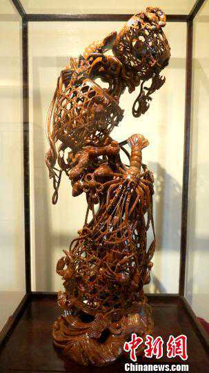 “鬼才”大师辜柳希：让千年潮州木雕艺术闪耀世界