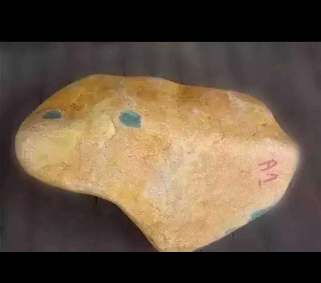 翡翠原石中的作假