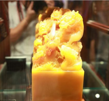 黄龙玉有收藏价值和升值空间吗? 黄龙玉有收藏价值和升值空间吗?