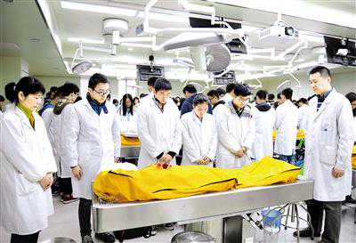 适合医学生自我提升的10个网站，收藏好，拿走不谢！